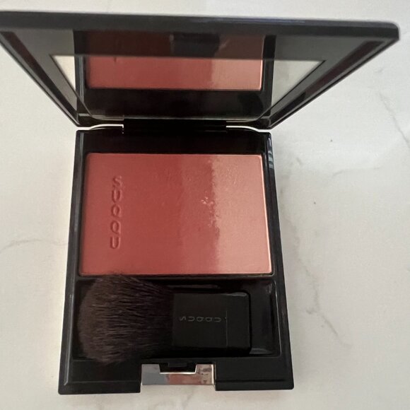 SUQQU Pure Color Blush 04 URUSHIBI (limited edition) - Picture 2 of 4
